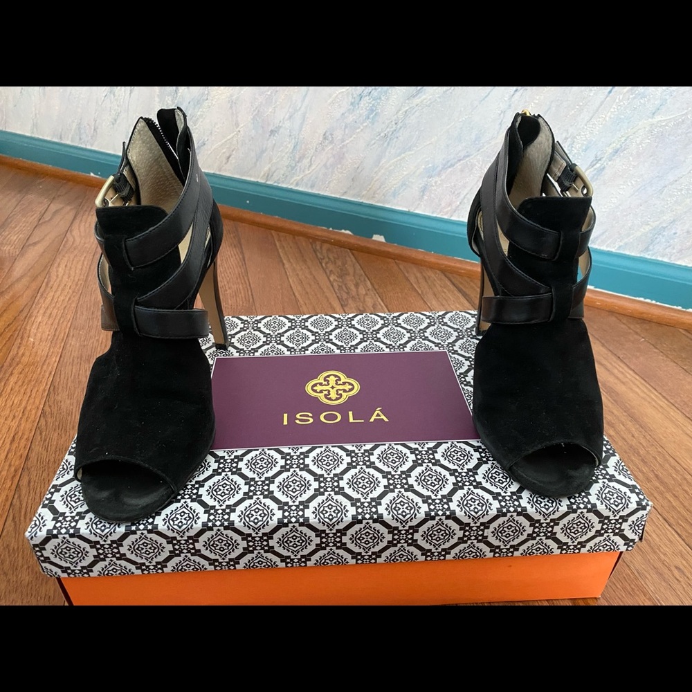 Isola Black Suede heels
